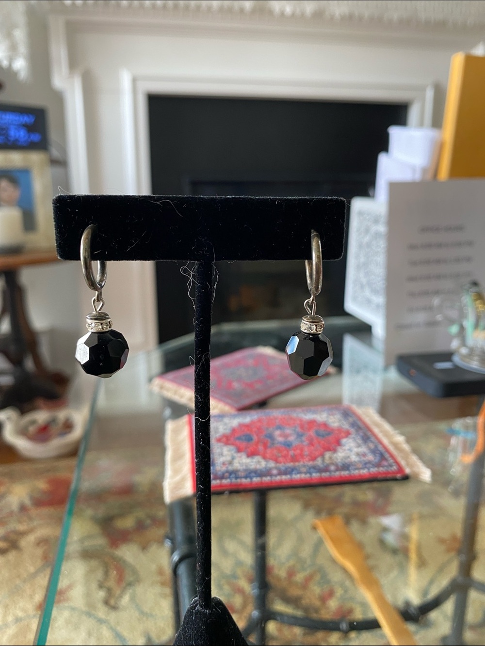 Elegant Black Faceted Drop Earrings - Unbranded